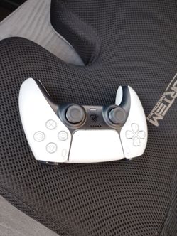 PlayStation 5 controller