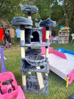 Cat tree