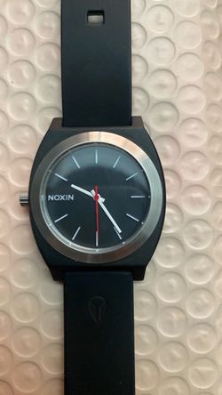 Nixon watch