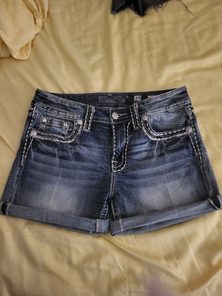 Shorts-Miss Me Size 29