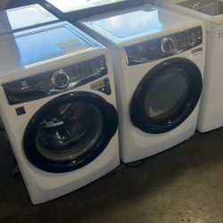 Electrolux Washer & Gas Dryer Set - White