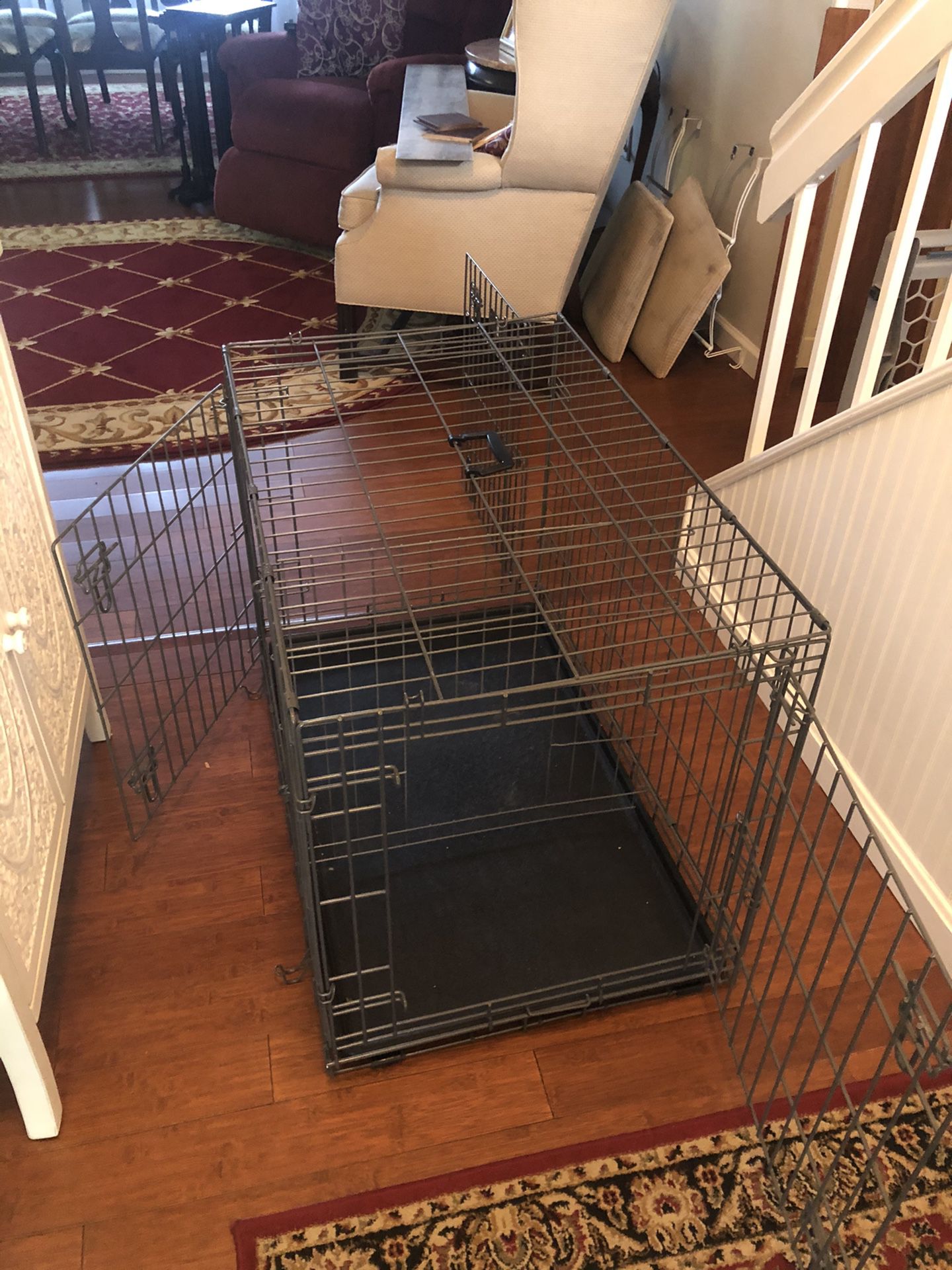 REDUCED Puppy Apartment Dog kennel/crate/cage