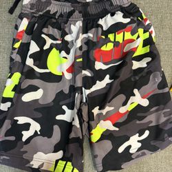 Nike  Dri-Fit shorts Youth Medium 