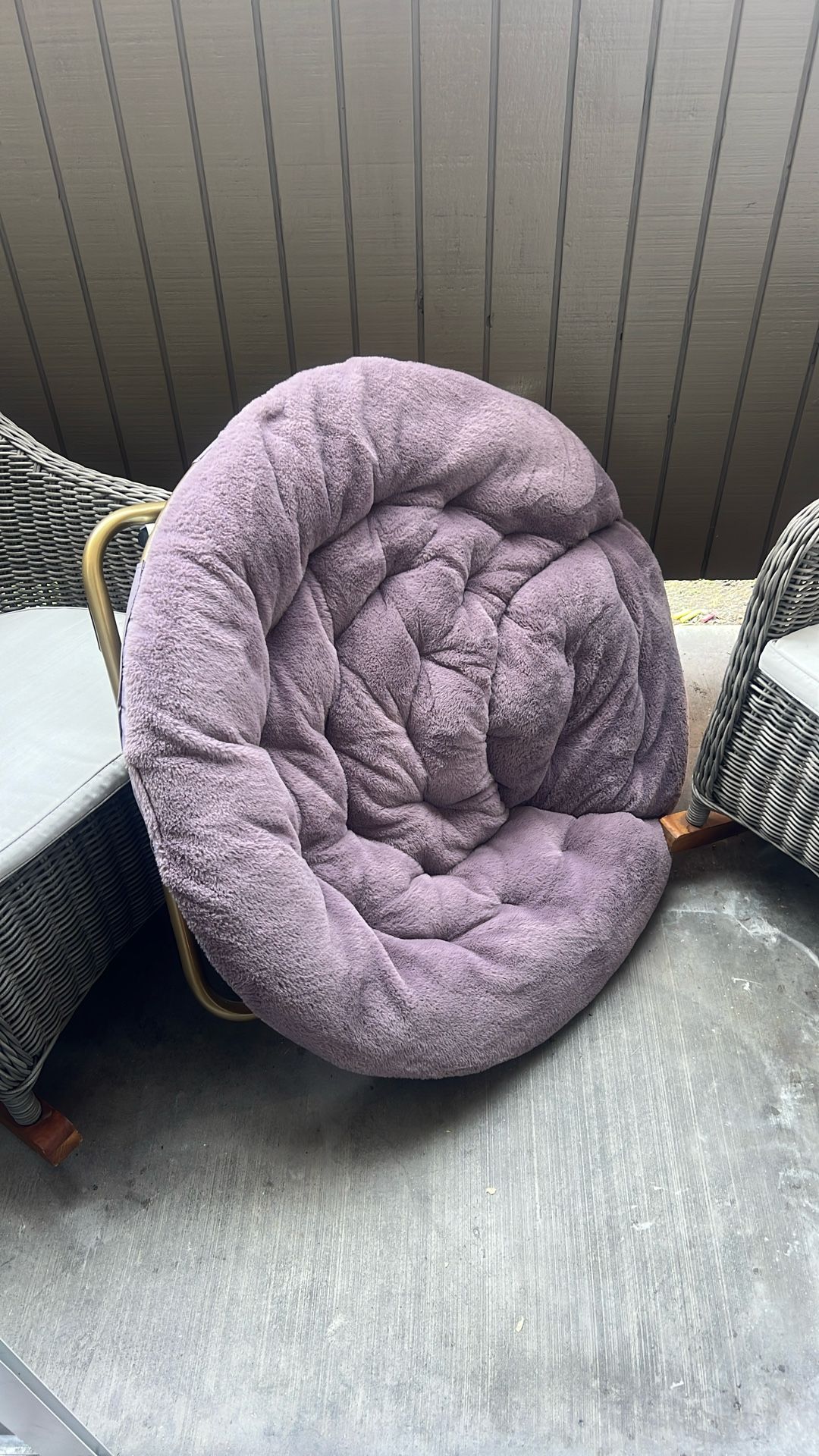 Saucer Chair