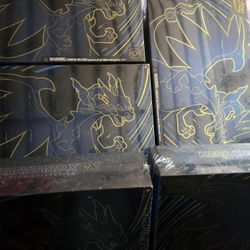 Pokemon Mega Charizard ex Ultra-Premium Collection