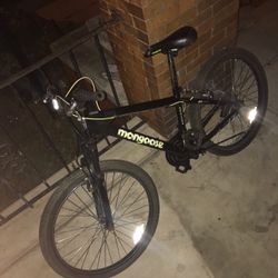 Mens Mongoose Mountain Bike 