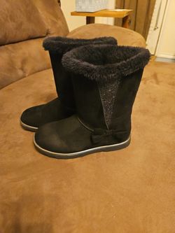 Cute Black Boots