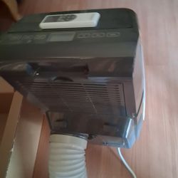 Amana air conditioner 1200 Btu\nGod