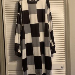 Women’s Size 4x Dress