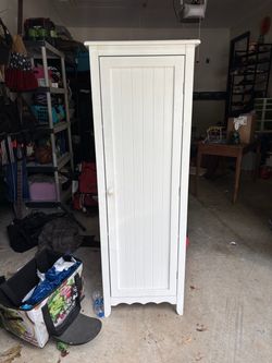 5ft white cabinet