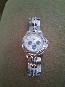 Fossil watch for Men, model  blue. $40.