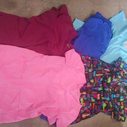 All Large Size Scrubs 4 Tops And One Pair Of Pants