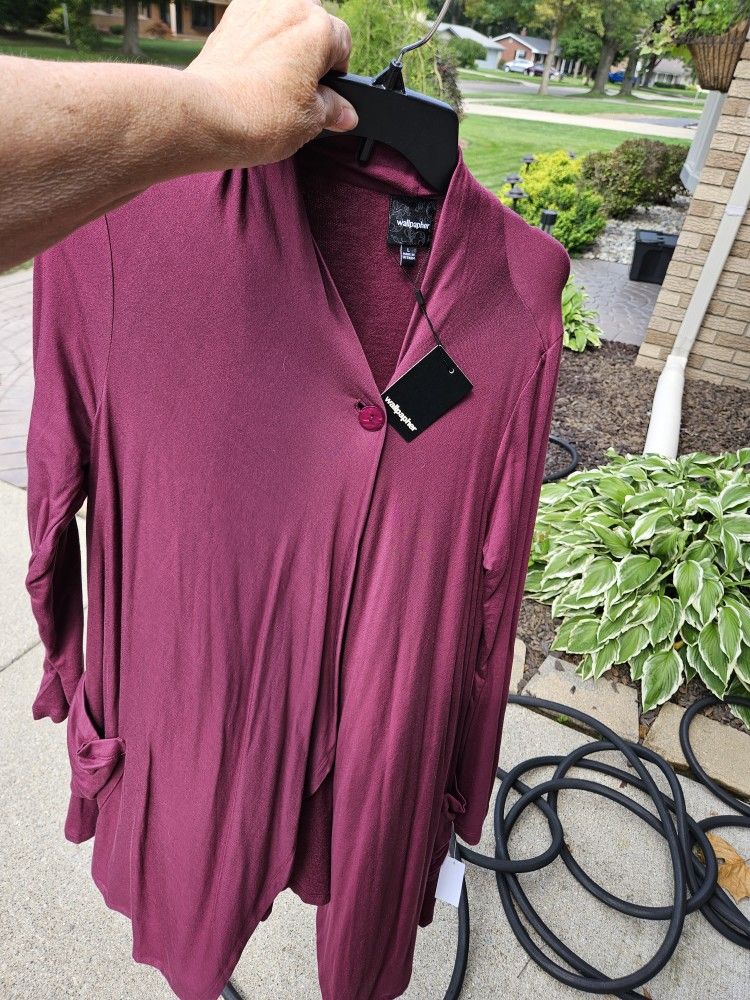 Ladies Burgundy Cardigan. New. Size Lg