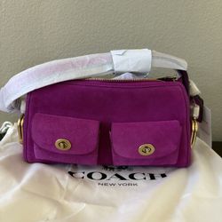 Coach Turnlock Haversack Magenta