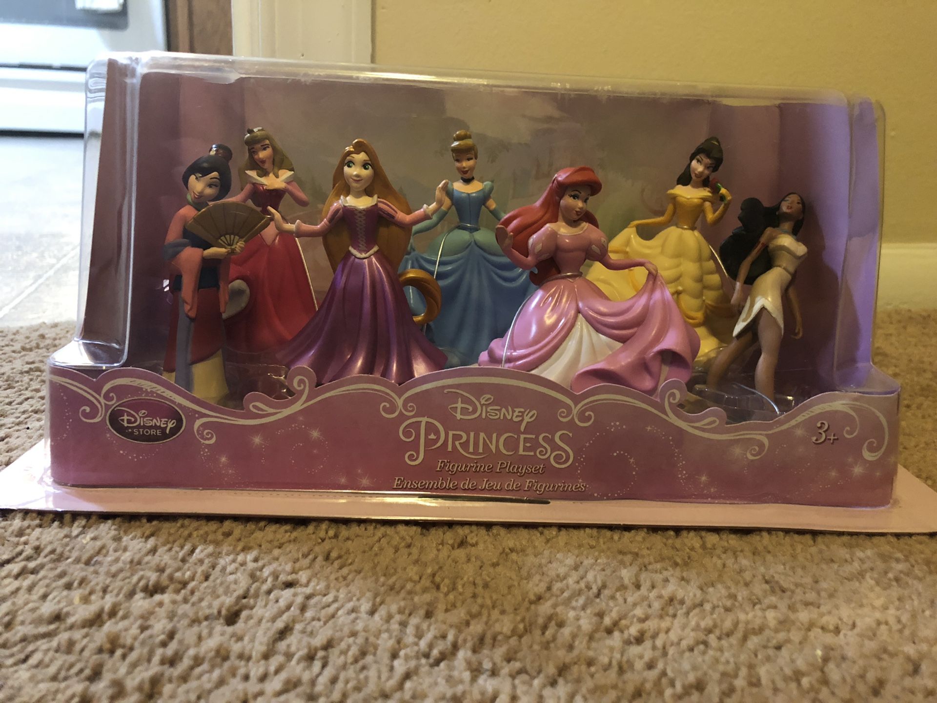 Disney princess figurines