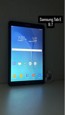 Samsung Tab E. Like New! Big Screen!