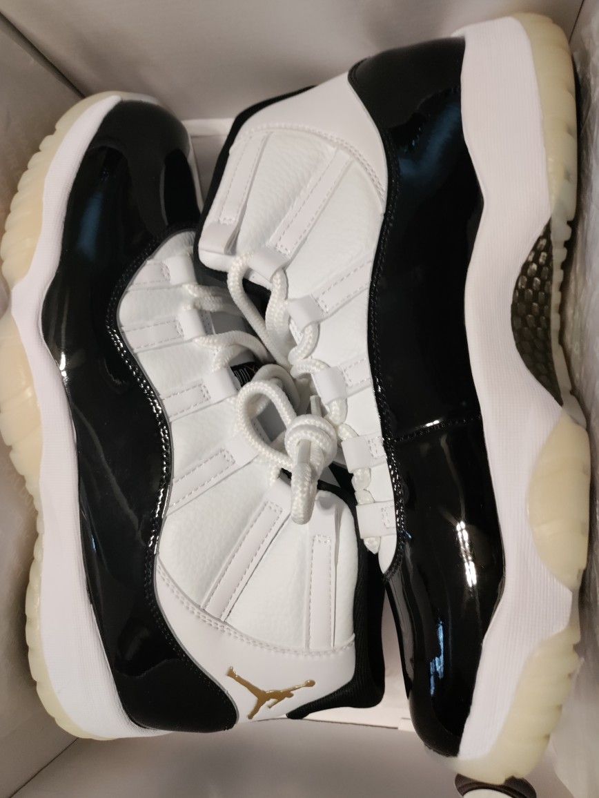 Jordan 11 Gratitude Size 11