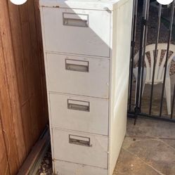 Metal 4 Drawer Filing Cabinet 