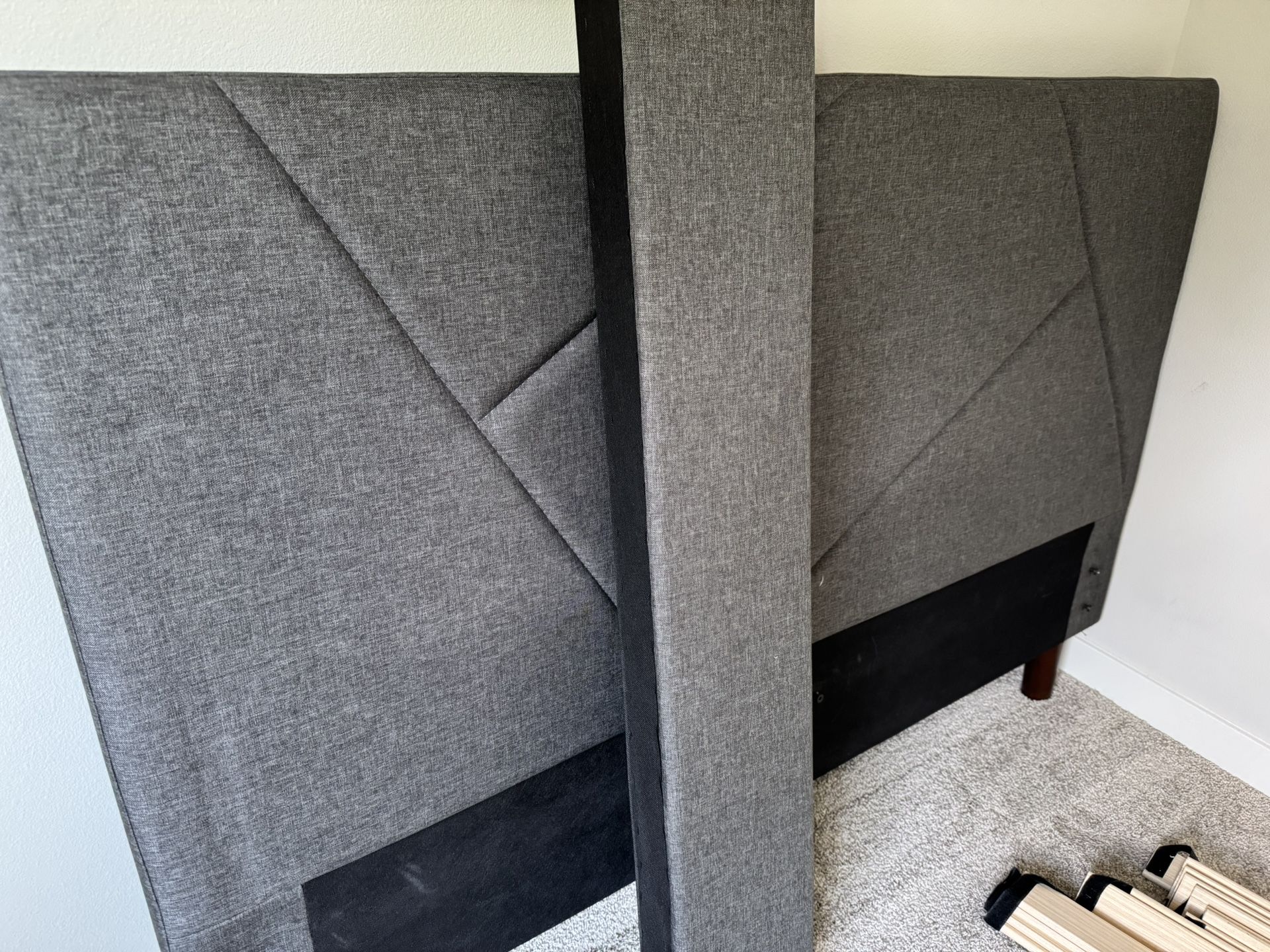 ZINUS Queen Bed Frame With Headboard