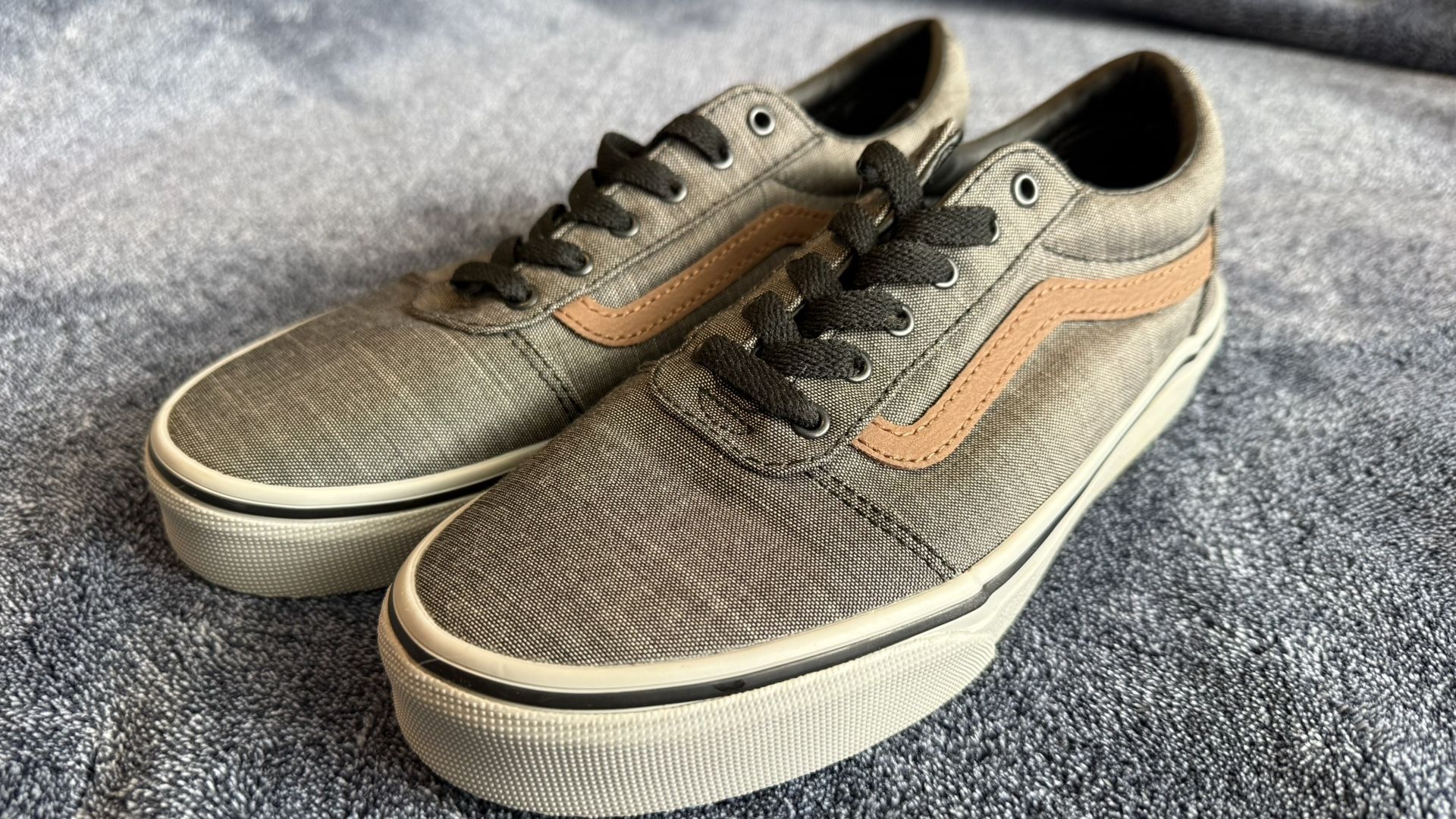 Vans Ward Dx