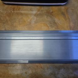 US ACOUSTICS LANNA HIGH POWER 6 CHANNEL AMPLIFIER