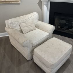 Chair w/ Ottoman 