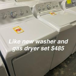 Like New Washer And Gas Dryer Set 