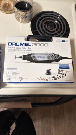 Dremel 3000 and accessory kit never used!