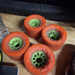 Orangatang Caguama longboard wheels 