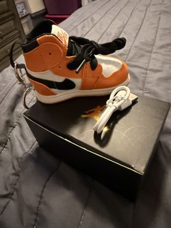 mini sneaker power bank styled like a Air Jordan 1