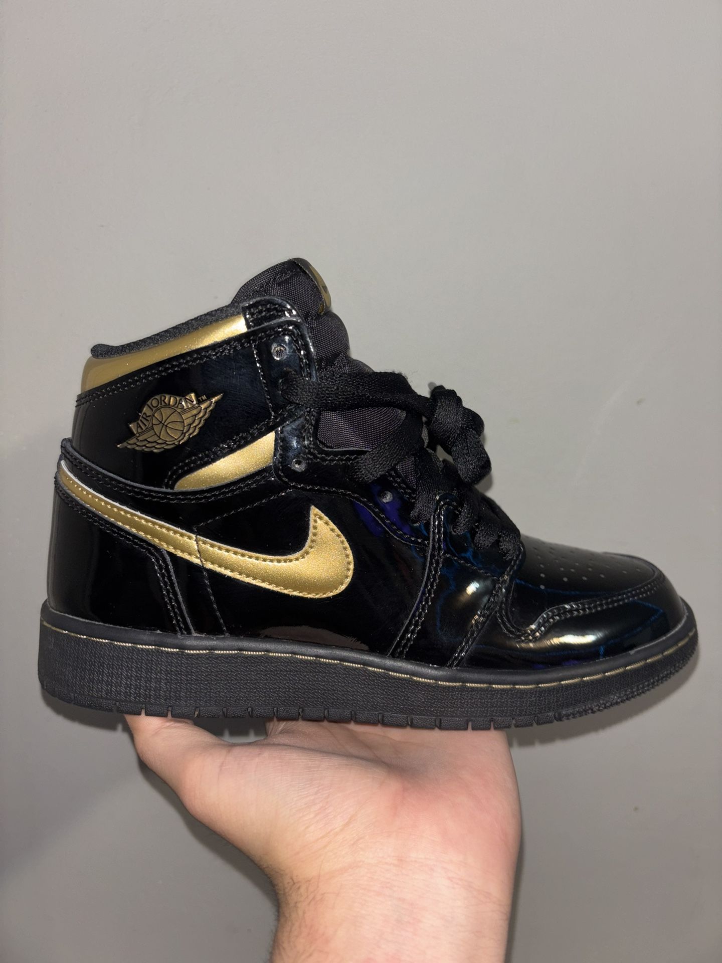 Metallic Gold 1s