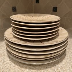 Set of 12 Plates