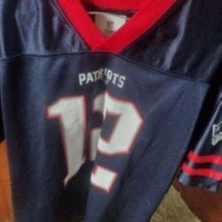 New England Patriots Tom Brady #12 NFL Jersey Size XL Youth