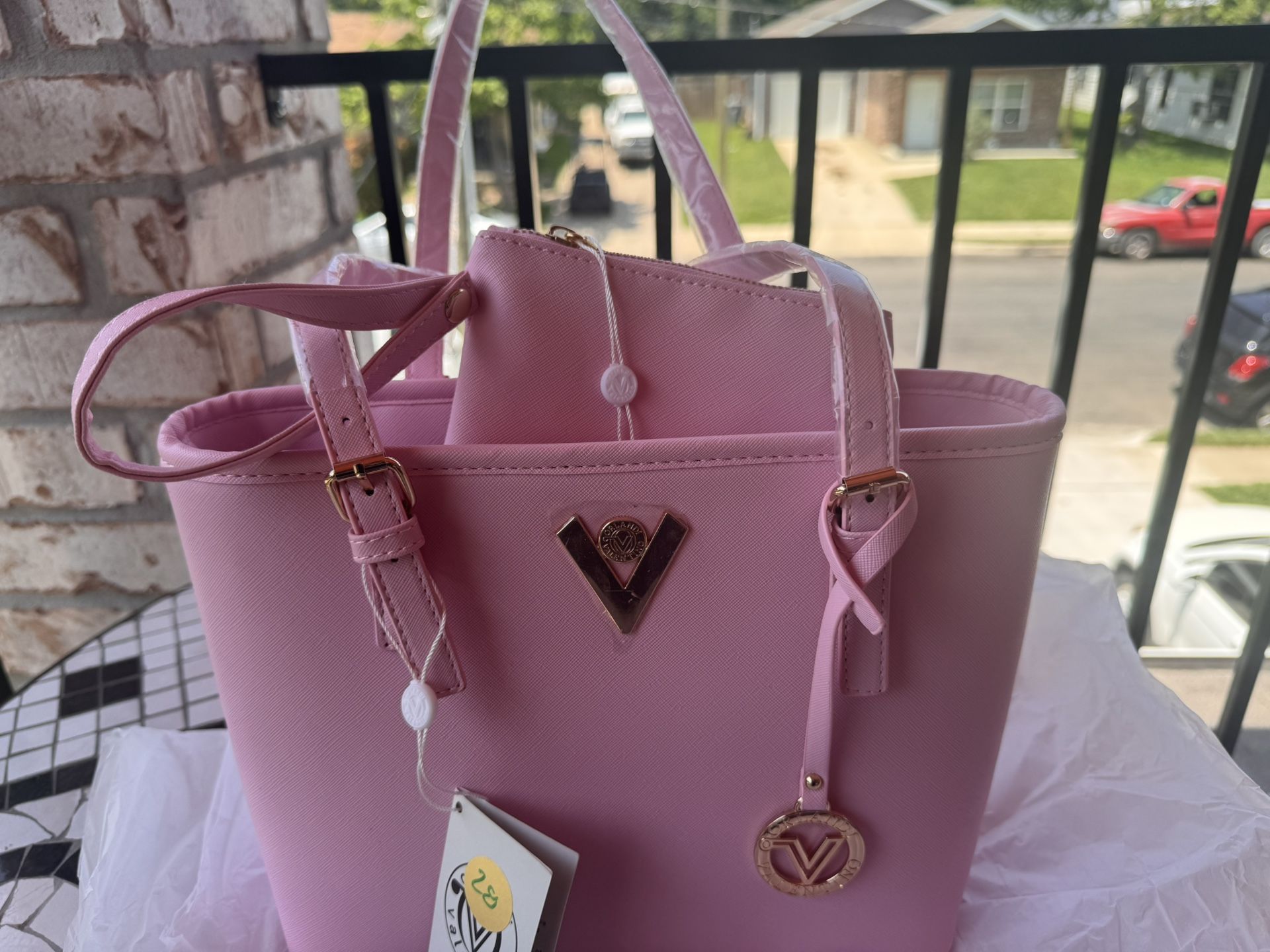 🌸 Brand New Pink Valentino Orlandi Tote Bag 🌸