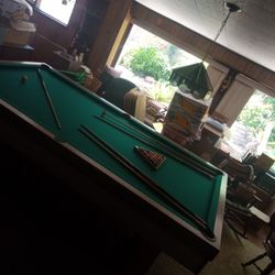 5x10 Vintage Pool Table Like Brand New With Balls Sticks