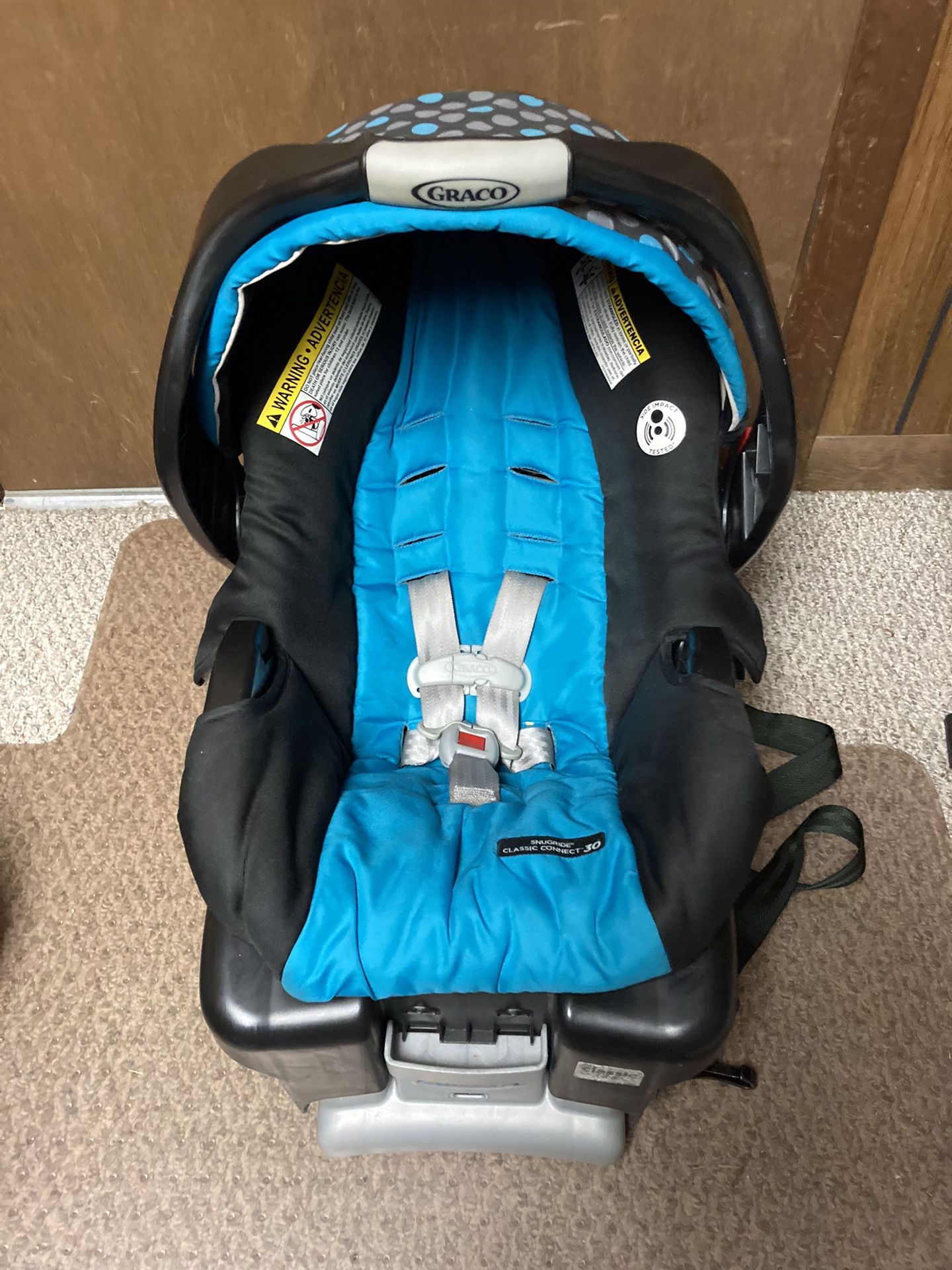 Graco Baby Car Seat And Carrier