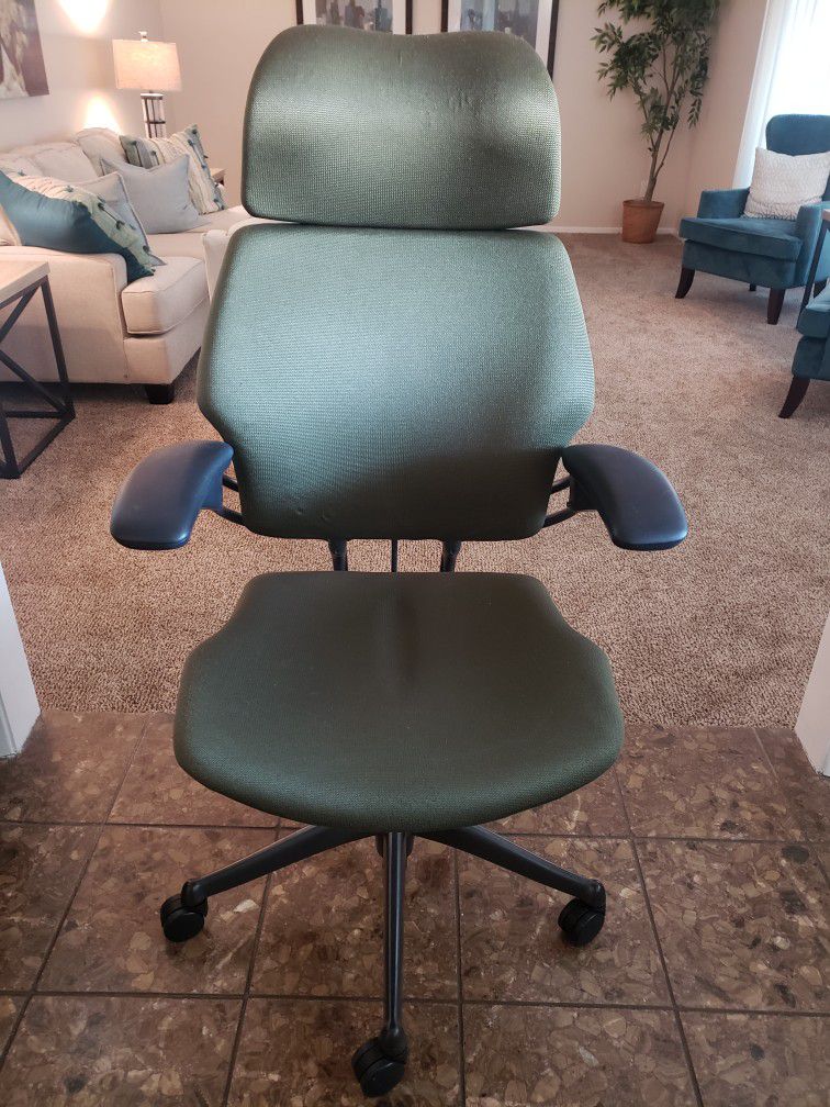 Humanscale Office Chair Olive Green High Quality Comfortable