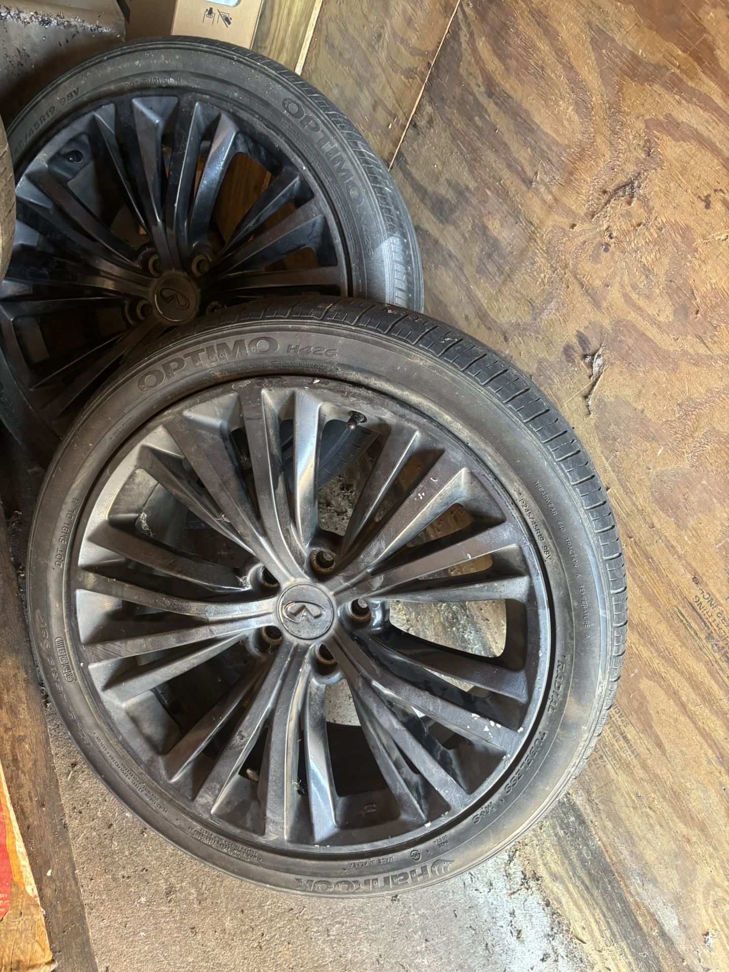 Infiniti Q50/60 19 Inches Rims 