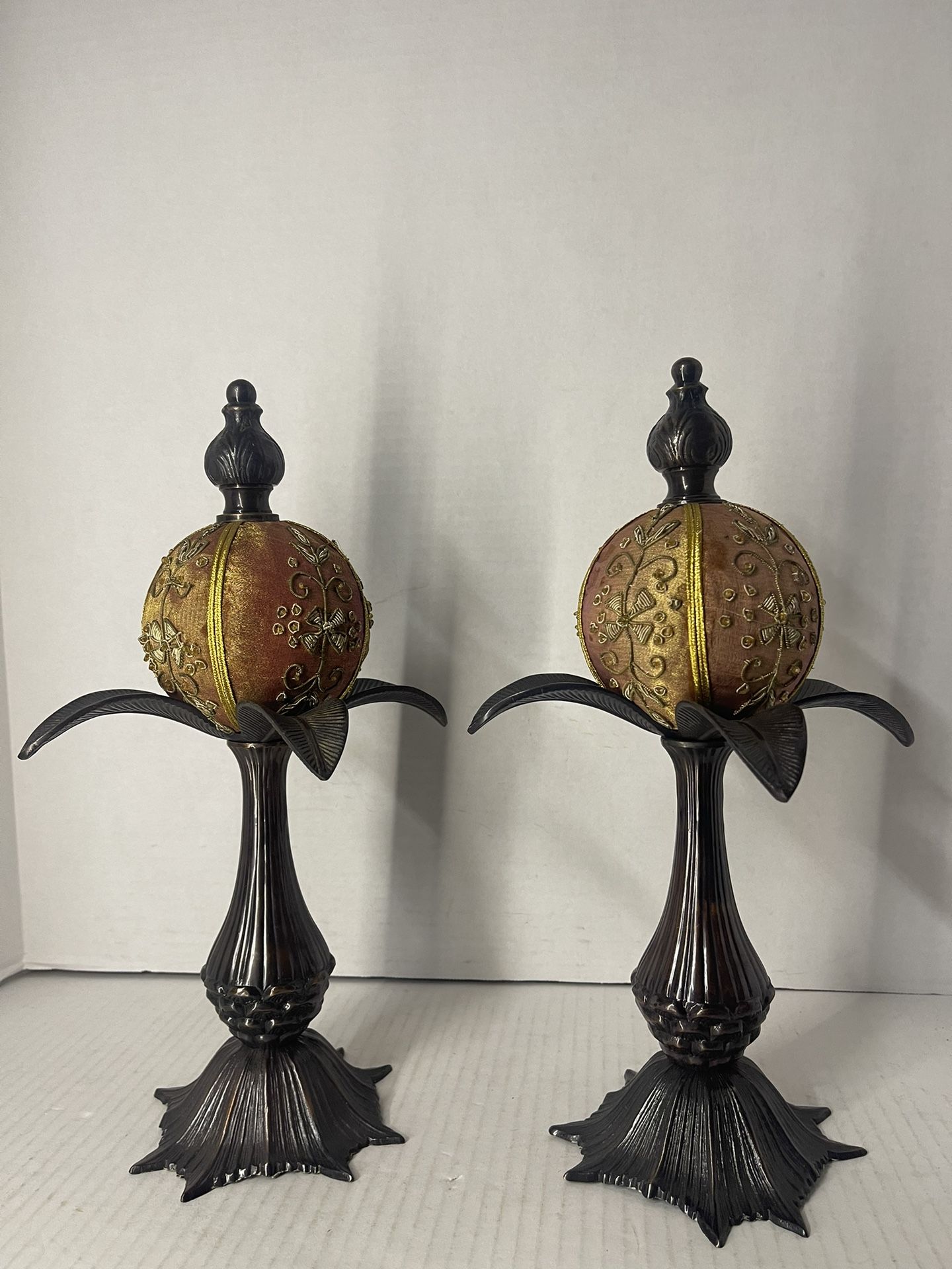 Decorative Finial 14”beautiful Silk Orb