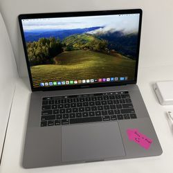 2018 Apple Macbook Pro 15" Touchbar 2.2ghz i7 32GB Ram 256GB SSD Mac Laptop Computer
