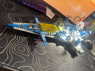 LEGO movie Bennys spaceship