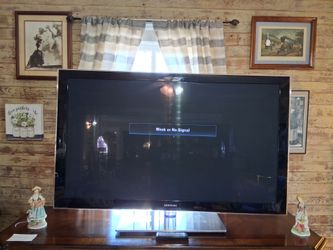 Samsung Large Flat Screen TV