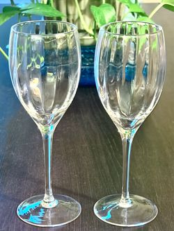 (2) 1982-‘91 Lenox “Crystal Fantasy” Clear Optic 7-5/8” Wine Glasses