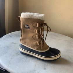 Sorel Womens Boots