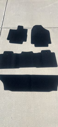 2018-2026 Honda Odyssey floormat set - never used new in bag