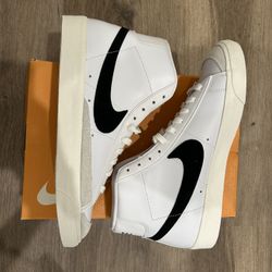 Nike Blazer Mid 77 Vintage Size 11 New 