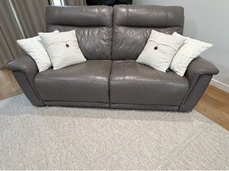 🔴Leather power recliner🔴