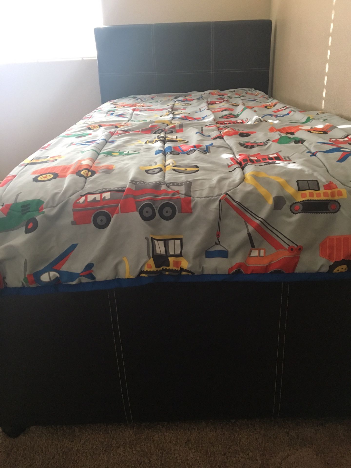 Kids twin side day bed