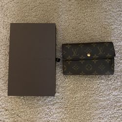 Louie Vuitton Wallet