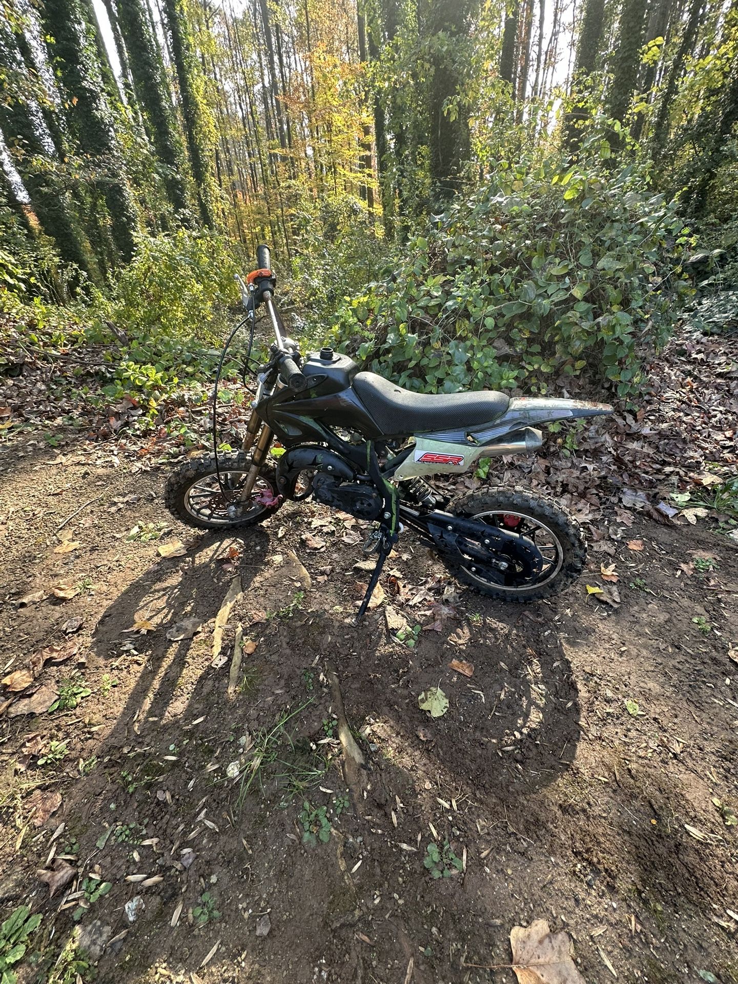50 cc dirt Bike it Needs work